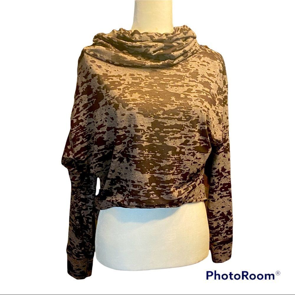 House of Vansickle Athleisure Women’s Top Made in USA